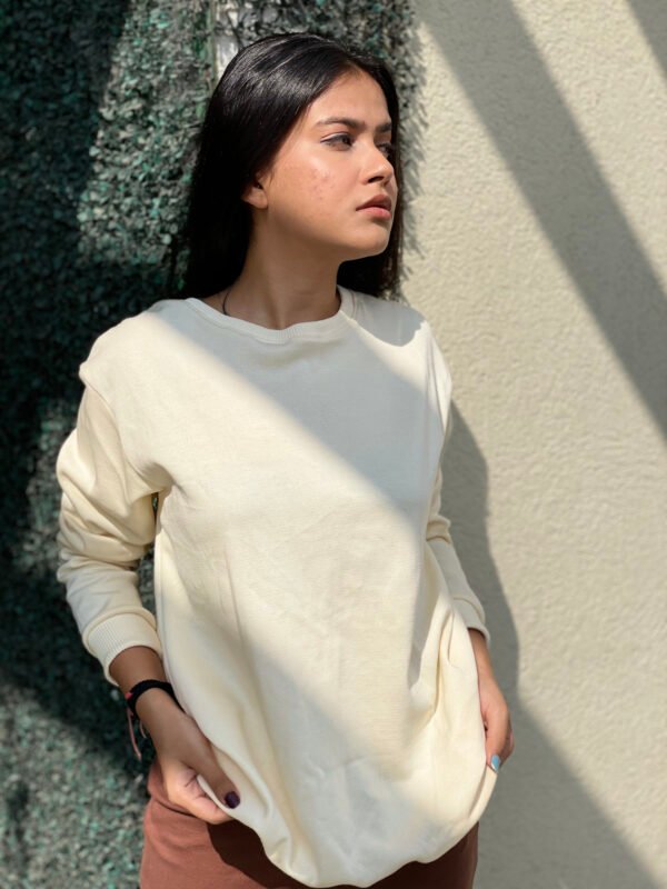 Women's oversized beige solid T-shirt - Image 3